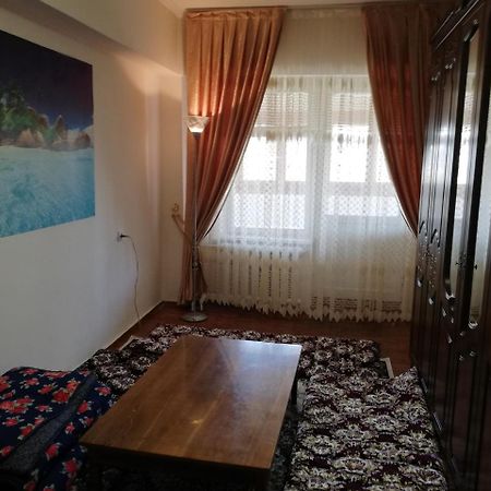 3Br Chorsu Apartamento Taskent Exterior foto